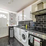 Apartman Rc10o Satisfying And Spacious