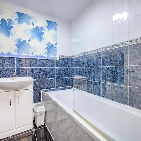 Апартаменти Rc10o Satisfying And Spacious Лідс