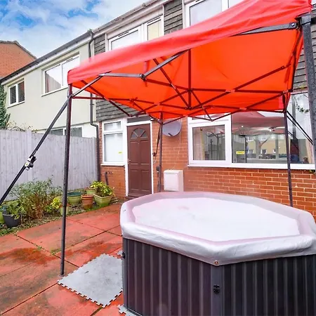 Rc10o Satisfying And Spacious Leeds (West Yorkshire)