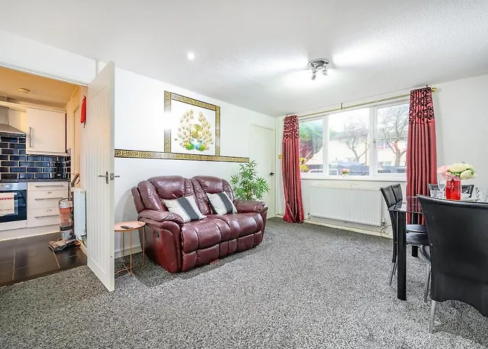 Apartment Rc10o Satisfying And Spacious